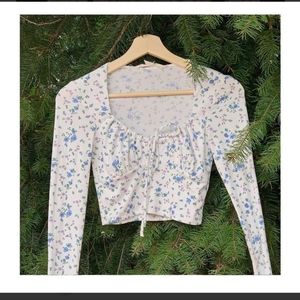 Flower low necked crop top